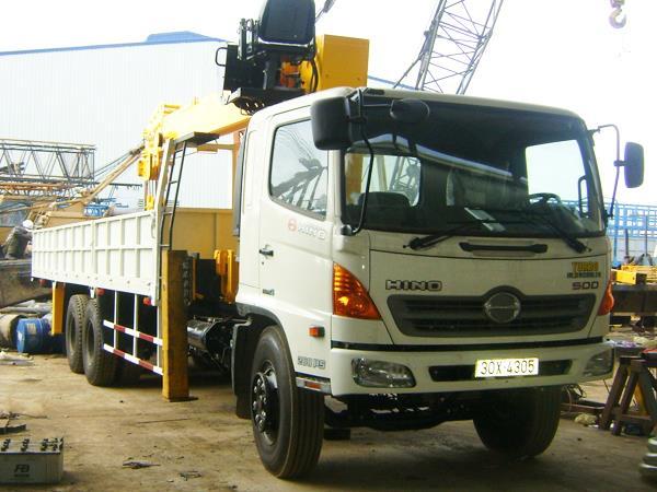Xe tải Hino FL gắn cẩu Soosan 12 tấn