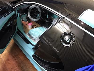 Bugatti Veyron 2015 mới tinh được rao bán