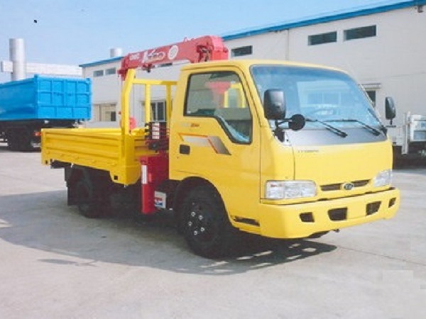 xe thaco K165 gắn cẩu unic 233 (2 tấn 3 đốt)