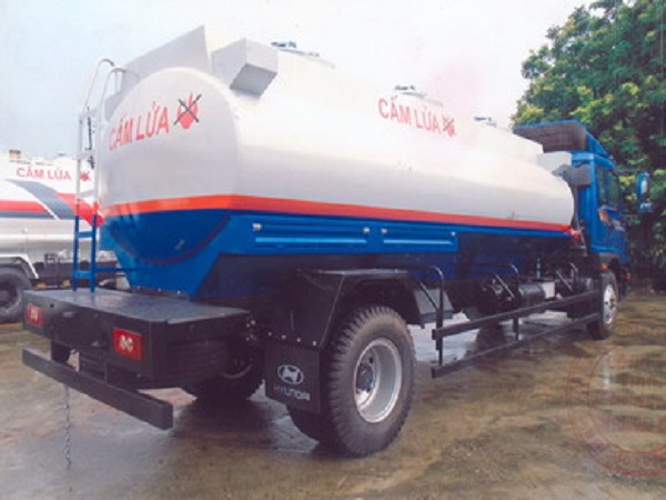 xe tải Thaco C160 chở xăng 12,5 khối